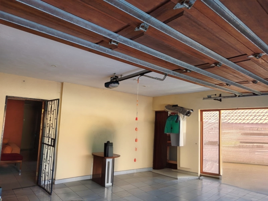 3 Bedroom Property for Sale in Tlhabane West North West